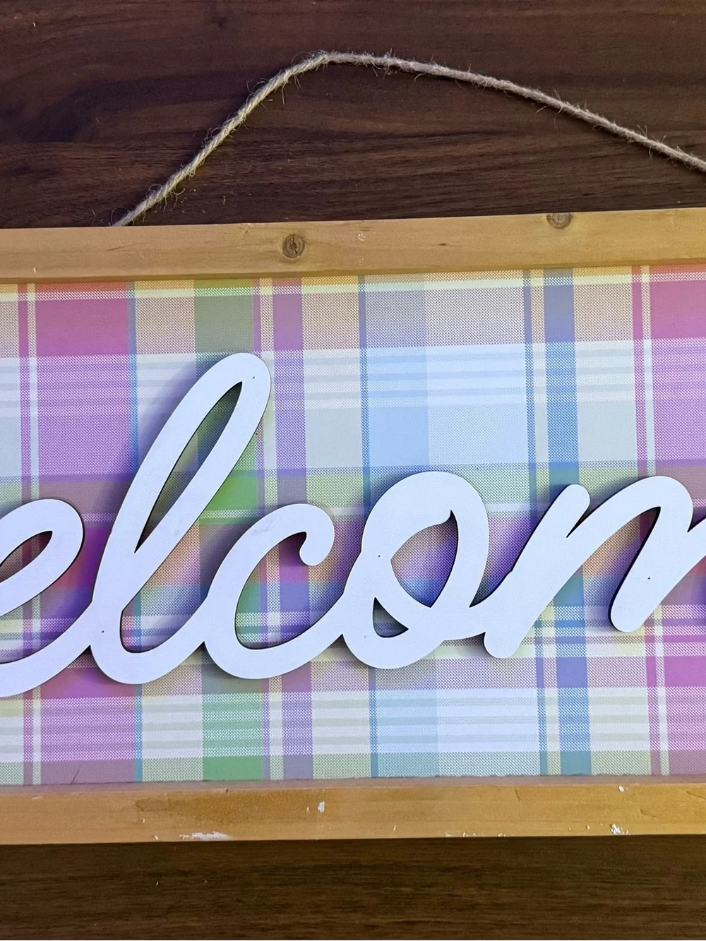 Welcome Plaid Wall Sign in Pastel Colors - Unbranded